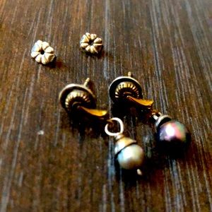Freshwater pearl drop earrings